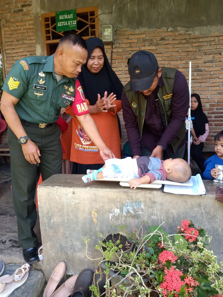 Cegah Stunting Babinsa Kawal Kesehatan Balita SUARAKITA ID